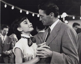 ローマの休日 オードリーヘップバーン グレゴリーペック Audrey Hepburn 映画 写真 輸入品 8x10インチサイズ 約20.3x25.4cm
