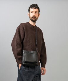 【公式サイト】【MR.OLIVE】【ミスターオリーブ】【EOI】【eoi】【MROLIVE】【mrolive】WATER PROOF WASHABLE LEATHER GUSSET POCKETCOMPACT SHOULDER BAGレザーバッグ ユニセックス