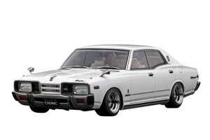 ignition model 1/18 Nissan Cedric Brougham (330) White �����i IG3561