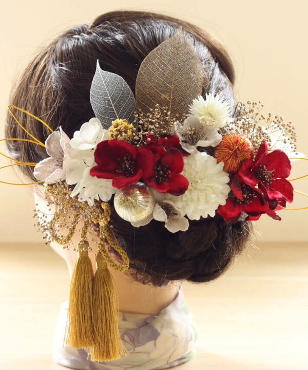 お花の髪飾り　コーラル　ゴールド　胡蝶蘭　水引　金箔　結婚式　前撮り　成人式