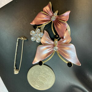 Ao^tC ,NX^, u[`AXJ[t~߁A̓@Mtg܂BBsN̒ɉԁiNX^j悭܂B(̓EaȆAMtgp