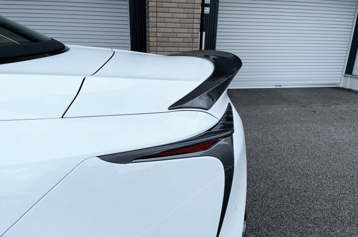 楽天市場】LC500 コンバーチブル カーボン トランクスポイラー リア 