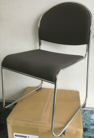 【在庫処分品・新品】 コクヨ ミーティングチェア背・座：布張り（ローアンバー）座のクッション材がメッシュ素材なので座り心地が良いです！