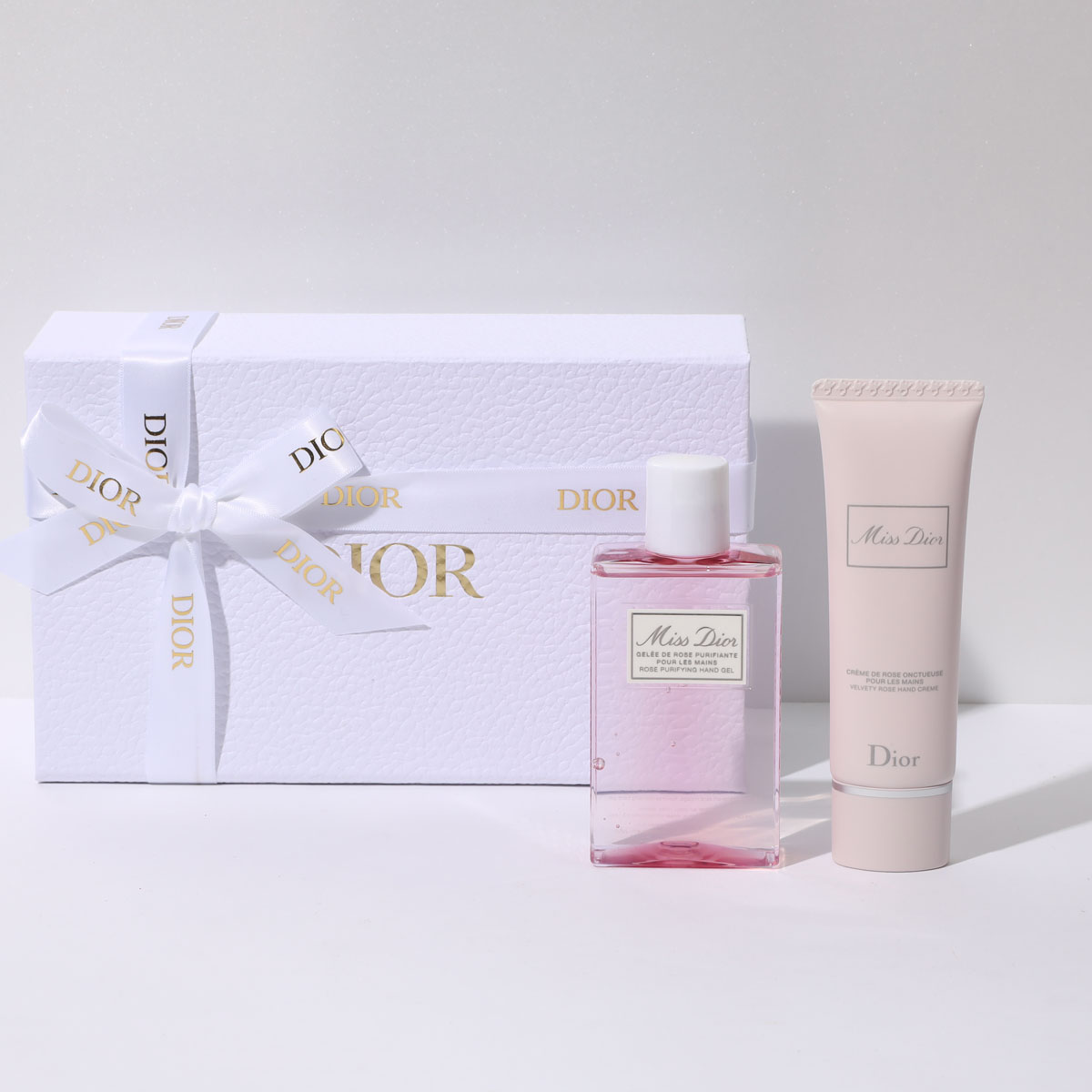 ディオール Dior ギフトセット ハンドジェル ハンドクリーム コスメギフト セット ハンドケア 保湿 デパコス 高級 ハンドケアセット ギフト プレゼント コスメ 大人 プレゼント レディース 彼女 誕生日 贈り物 女性 誕生日プレゼント