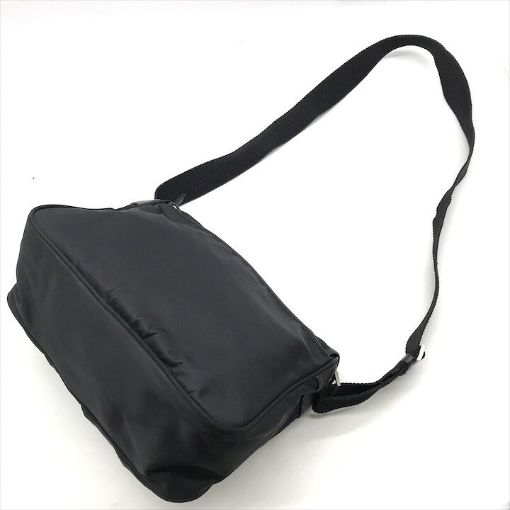 楽天市場】【中古】良品 PRADA プラダ 三角ロゴ プレート ナイロン  