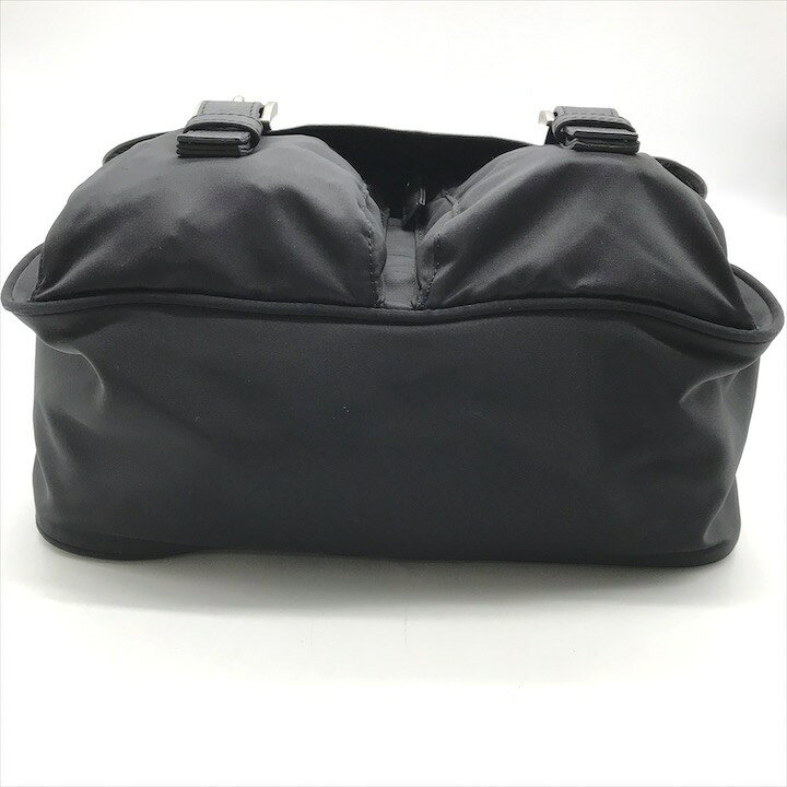 楽天市場】【中古】良品 PRADA プラダ 三角ロゴ プレート ナイロン  