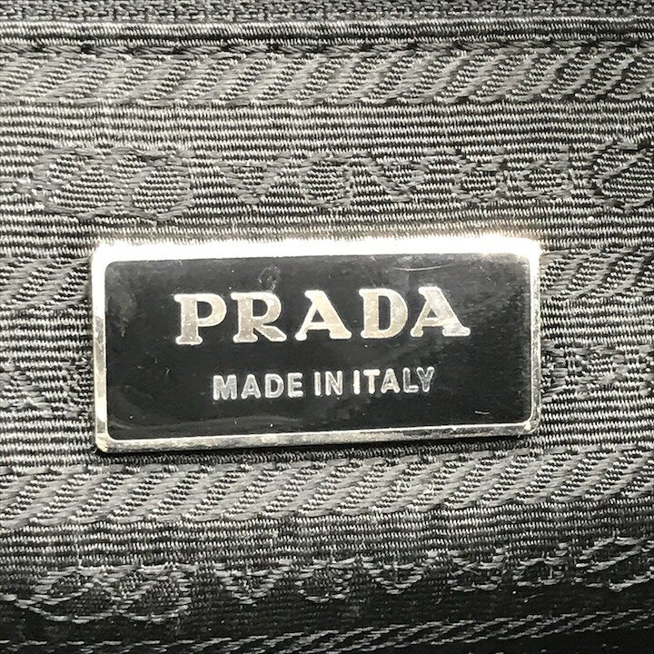 楽天市場】【中古】良品 PRADA プラダ 三角ロゴ プレート ナイロン  