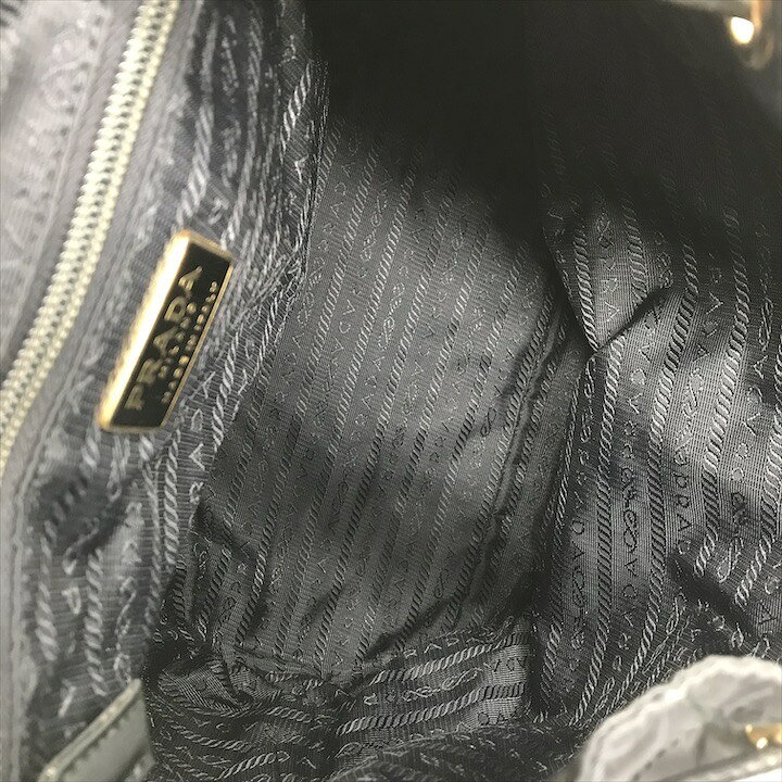 楽天市場】【中古】良品 PRADA プラダ 三角ロゴ プレート ナイロン 
