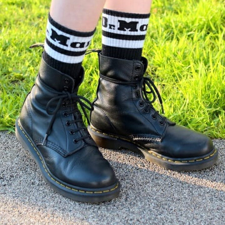 Womens Dr. Martens 1460 Pascal 8-Eye Dr.Martens PASCAL VIRGINIA 8ホールブーツ  Boot - Black PASCAL VIRGINIA 8 ホールブーツ