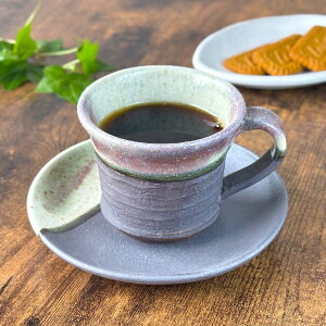 【信楽焼】コーヒーカップ ソーサーセット レッド シンプル おしゃれ きれい 上品 陶器 誕生日 敬老の日 記念日 プレゼントに 食洗器 電子レンジ対応