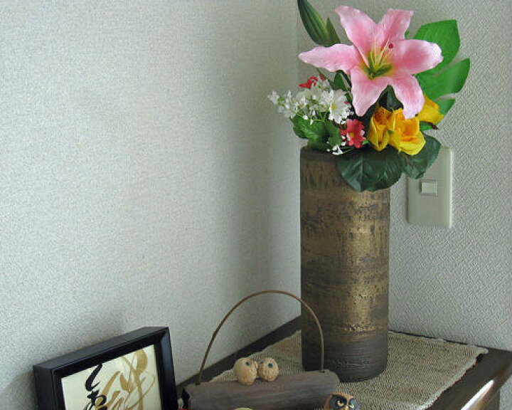 楽天市場 信楽焼 花瓶 金彩 松皮 寸胴 おしゃれ 一輪挿し 大きな 花入 北欧 陶器 大型 花びん 花器 フラワーベース 寸胴 投入れ 信楽 信楽焼き やきもの Ma019 06g 夢源陶房