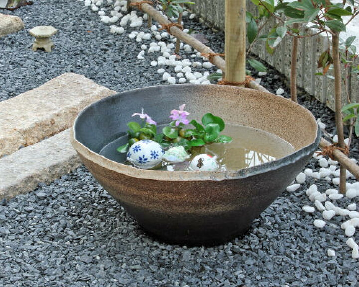 楽天市場 ポイント10倍 信楽焼 睡蓮鉢 コゲ釉窯肌 17号 陶器 メダカ鉢 おしゃれ めだか 鉢 金魚鉢 大型 特大 水鉢 めだか鉢 メダカ ハス鉢 水連鉢 スイレン 睡蓮 水槽 ビオトープ 信楽焼き 焼き物 Ma077 03g 夢源陶房