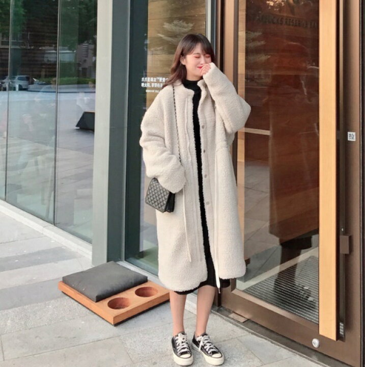 楽天市場 韓国ファッション 大人気 ロング 子羊の毛 コート もこもこ 韓国 ロングコート 白 暖か あったか 冬 アウター Muhly