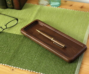 【木製のペントレー】筆記具が4本程度入るものでおすすめは？