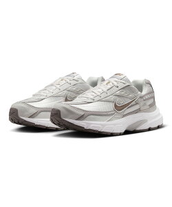 NIKE iCL Xj[J[ fB[X C V[Y [Jbg jO WS CjVG[^[ IB4339-001
