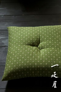 vg i  E  j zc 40×40cm