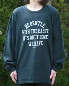 【Americana】（アメリカーナ）BE GENTLE-T（チャコール）送料無料レディースクルー　長袖　ロゴプリント　コットン100%　フリーサイズ