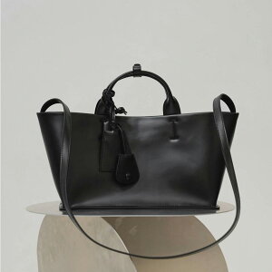 (�\��)TODAYFUL �g�D�f�C�t�� Useful Leather Bag ���[�X�t�����U�[�o�b�O 12621040 (12����{�ȍ~����) BAG �����v�����C�N���f�B�[�X �V�����_�[�X�g���b�v �f�C���[ 2026�~