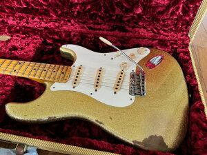 Fender Custom Shop 1957 Stratocaster Relic - Handwound PU's / Gold Sparkle@tF_[JX^Vbv