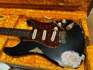 Fender Custom Shop '62 Stratocaster Heavy Relic - Handwound PU's / Black@tF_[JX^Vbv