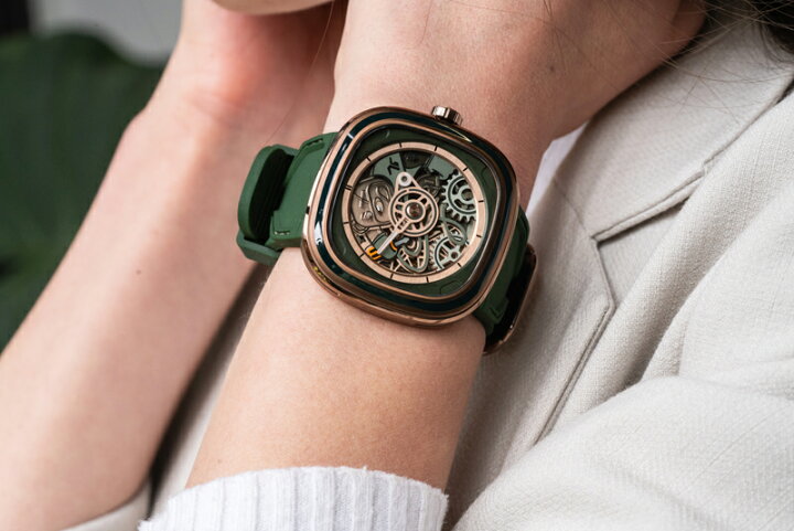 楽天市場】【今だけP17倍！】正規輸入品 SEVENFRIDAY セブンフライデー  