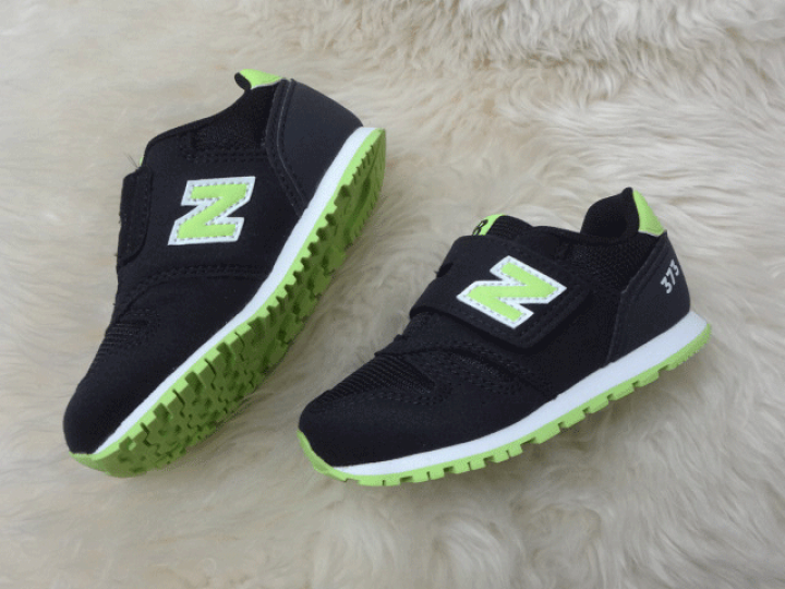 ★New Balance★ニューバランス SD3205YE2★追跡可 SD3205YE2 - 海外通販のBUYMA
