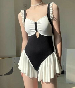 s[X  fB[X 킢  v[ r[` JWA m[X[u XJ[g  ubN