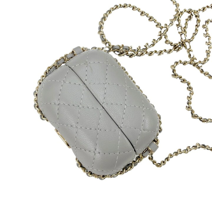 楽天市場】シャネル CHANEL airpodsケース チャーム ケース ラムスキン 