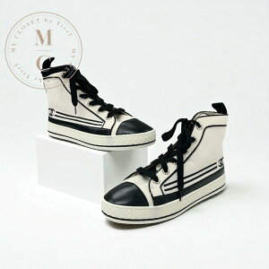 Vl CHANEL Xj[J[ C V[Y LoX U[ tFCNp[ ubN zCg RR}[N p[ nCJbgXj[J[