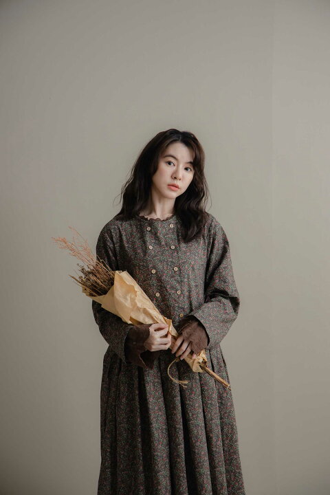 楽天市場】ワンピース「こっくり秋色に咲き誇る、季節を思い切り楽しむ  