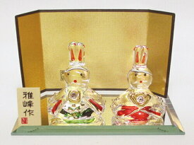 雛人形 クリスタル 色彩うさぎ雛（スワロフスキー付） ( 雛祭 お雛様 おひなさま 雛人形 ひな人形 おしゃれ かわいい おひなさま コンパクト おしゃれ インテリア 雛 ひな祭り 飾り 人気 雛飾り 初節句 )