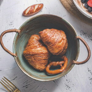 î̑êǂԂƓ{̎uĐH̉ʕ̘q̃X[v̘q̕ÓIȓ̑nӂ̐H