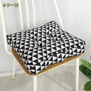 クッション シートクッション 北欧 無地 スクエアクッション 座布団 椅子用 イス用 車 シンプル おしゃれ かわいい 可愛い 四角 フロア ソファーにも 厚め チェック シート クッション 母の