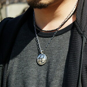 Vo[ y_g Ob `F[ʔ a Y Vo[ANZT[b Ɩ _ {  ANZT[ a _ lbNX a