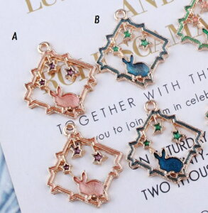 兎 ウサギ チャーム ピアスパーツ アクセサリーパーツ 1個