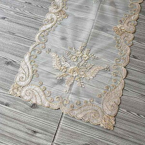 ほこりよけ 布 おしゃれ キッチン 卓上 ヨーロッパ メッシュ 生地 刺繍 カバー タオル 韓国 レース 防塵 傷 汚れ 防止 トレイ ティーセット ポット カップ 小型 家電 ベッドサイド テーブル 白