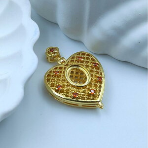 アクセサリーパーツ 中国風 故宮風 透かし彫り ハート アロマペンダントトップ DIY カルセドニー セーターネックレス用 銅製 電気メッキ加工 アンティーク調 上品 春夏