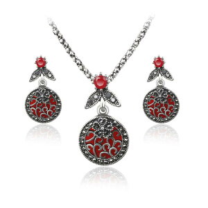ネックレス レディース 指輪セット ルビー 透かし彫り花柄 合金製 電気メッキ加工 エスニック調 人工宝石 半貴石 レッド グリーン
