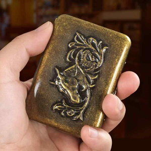 シガレットケース メンズ 携帯用 アンティーク風銅製 16本収納 浮き彫り 武骨な金戈鉄馬デザイン レトロ 高級感 コレクション 金色(x2)