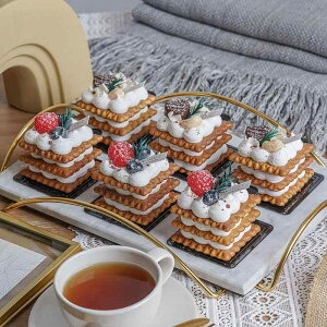 食品サンプル リアル フルーツ 多層 クッキーケーキ 樹脂製 模型 店舗 カフェ用 ディスプレイ 装飾 オブジェ 撮影小道具 インテリア雑貨(x2)