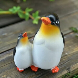 ガーデンオーナメント かわいい 親子ペンギン 合成樹脂製 オブジェ 屋外 庭 ベランダ バルコニー 玄関 リビング デスク 卓上 インテリア 装飾 おしゃれ モダン