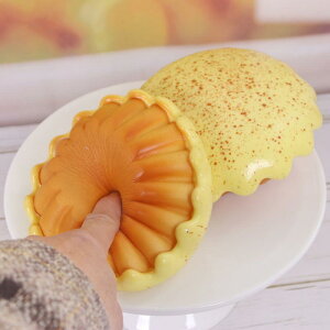 食品サンプル 低反発 本物そっくり リアル ココナッツ きのこ型 ケーキ 紙カップ型 スクイーズ PU素材 インテリア ホームデコレーション ショーケース ディスプレイ 知育玩具(x2)