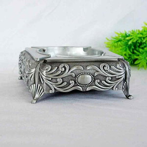 灰皿 合金製 古錫色 アンティーク調 円形 四角彫刻 卓上 インテリア 置物 オブジェ リビング オフィス 茶室 書斎 エレガント 重厚感 クラシック 飾り(x2)