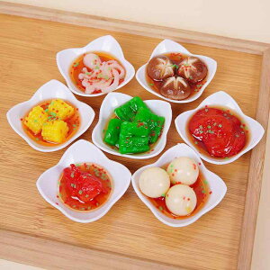 食品サンプル 中華料理 ミニチュア リアル 四角皿 キーホルダー バッグチャーム おままごと ごっこ遊び フェイクフード ユニーク雑貨 インテリア(x2)