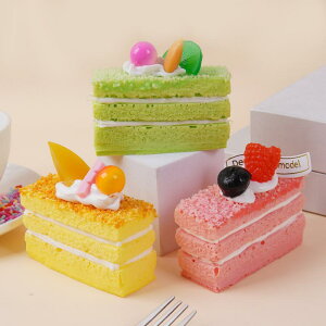 食品サンプル 低反発 ストレス解消 スクイーズ ムースケーキ PU製 長方形 フェイクスイーツ ケーキ店 ショーケース ディスプレイ 店舗用 見本 飾り 置物 おもちゃ(x2)