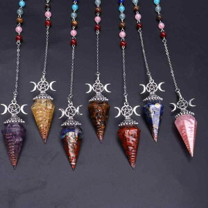 ペンダント チャクラ 振り子 トリプルムーン 六角錐 天然石 七色砕石 レジンクリスタル パワーストーン ヒーリング スピリチュアル お守り 選べるカラー