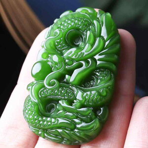 ネックレス 模造ヒスイ 和田玉風 招福 ヒキュウ 観音 蓮 龍 金魚 財神 関羽 縁起物 開運 お守り 魔除け ペンダント 男女兼用 カジュアル ファッション 中華風 アジアンテイスト 上品 エレガン