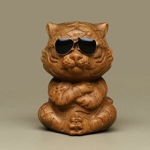 置物 緑檀木 干支 寅 かわいい 木製 彫刻 研磨 手のひらサイズ 握り飾り 開運 お守り コレクション インテリア雑貨 オブジェ 縁起物 プレゼント(x2)