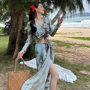 水着 レディース セパレート ビキニ 4点セット ロングスカート 体型カバー 大きいサイズ セクシー ワイヤー入り 大人向け 温泉 リゾート バカンス ビーチウェア