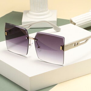 TOX jp g t[X ^t[ UVJbg JbgGbW  I[o^ Eh^  AWAtBbg hCrO Xg[g JWA